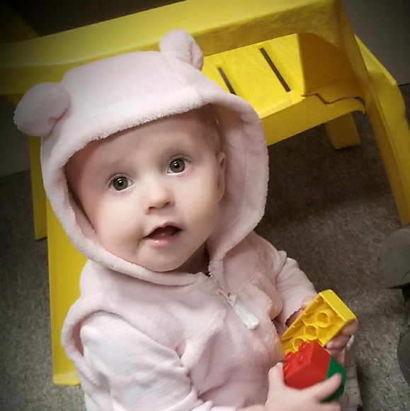 Meet your Posher, Meghan - Picture 2 of 4